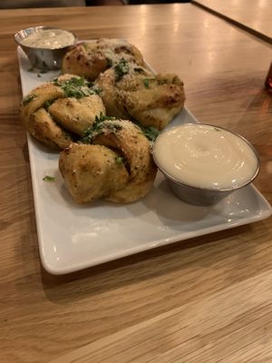 Garlic knotes   at Virtuous Pie in Cologne