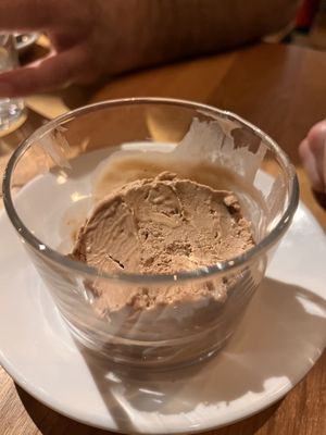 Ice creamm  at Virtuous Pie in Cologne