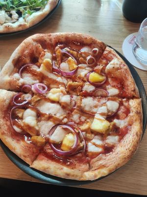 Hawai pizza with pineapple (summer special) at Virtuous Pie in Cologne