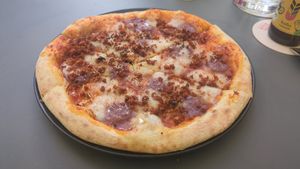 Sweet Mary Jane at Virtuous Pie in Cologne