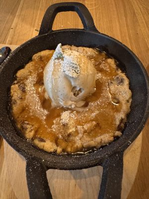 Cookie mit Eis   at Virtuous Pie in Cologne