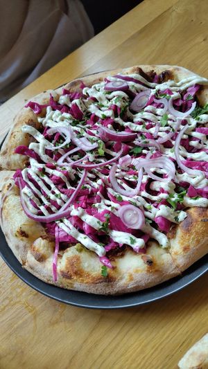 Pizza Döner at Virtuous Pie in Cologne