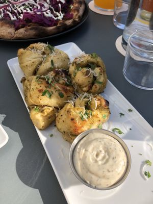 Garlic knots 10/10  at Virtuous Pie in Cologne
