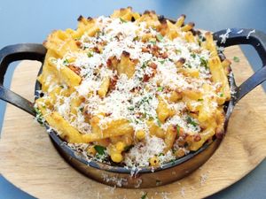 mac and cheeze at Virtuous Pie in Cologne