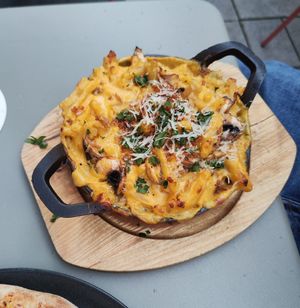  at Virtuous Pie in Cologne