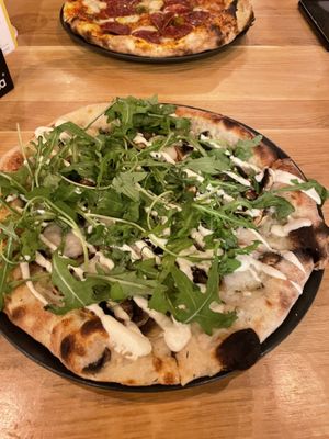 Pizza Superfunghi 10/10  at Virtuous Pie in Cologne