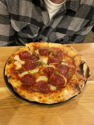 Pizza Bee Stingy 10/10  at Virtuous Pie in Cologne