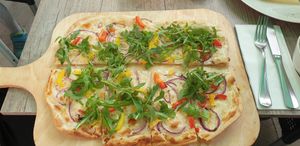 Veganer Flammkuchen at Deichkiste in Schoenberg