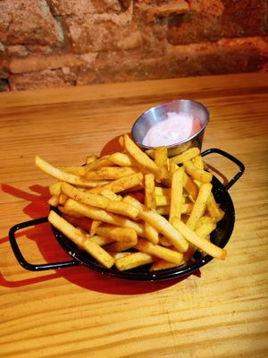 Fries at El Vato Loco in Barcelona