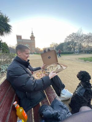 Brought the pizzas to the nearby Parc de la Cituadella. Wonderful  at El Vato Loco in Barcelona