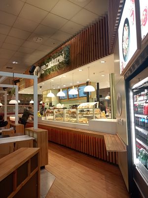 Location in arrival hall at BCN - Go Natural T2 in El Prat De Llobregat