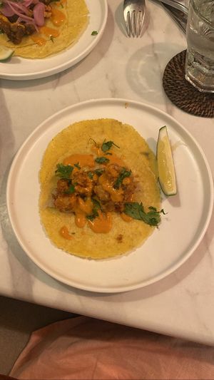 coliflor taco #Veganuary at Muchos in Boracay