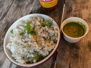 Cilantro rice with excellent garlic cilantro sauce at Muchos in Boracay