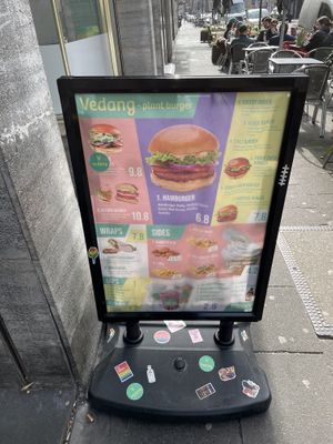 Street menu  at Vedang Green Burger - Belgisches Viertel in Cologne