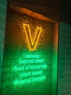 Vedang at Vedang Green Burger - Belgisches Viertel in Cologne
