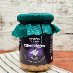 Mallorcan olive paste at Bon Besso in Mallorca
