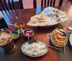 Meal for two ~10$ (excl. drinks) at Aroma Indian Restaurant in Ninh Binh