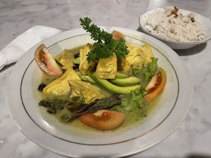 Avocado curry with tofu  at Healthy Warung in Gianyar