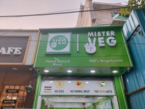 Fabulous place at Mister Veg in New Delhi