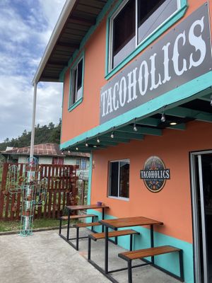   at Tacoholics in Boquete