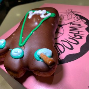 Voodoo Doll Doughnut at DEN - Voodoo Doughnut - Concourse B in Denver