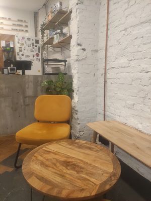  at Full Circle Coffee in Ghent