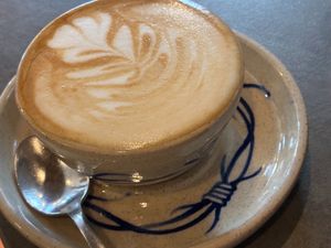 Latte at Full Circle Coffee in Ghent