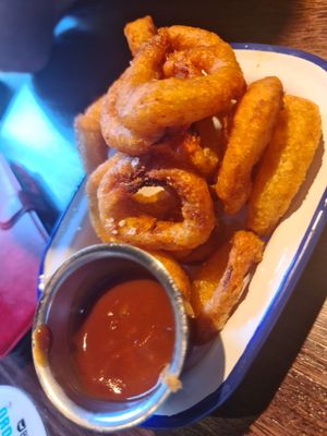 Onion rings at BrewDog Pentridge in Coburg