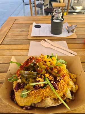 Build your own pyramid at Kadöffl in Wurzburg