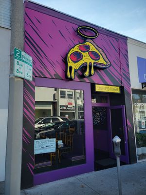 Outside at Forever Pie in Los Angeles