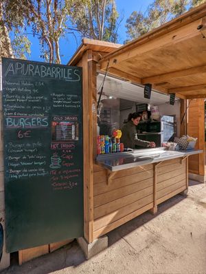 Vegan options on the menu at Apurabarriles in El Chorro