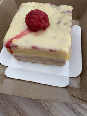 Passionfruit and red berries  at La Moderneta in Girona