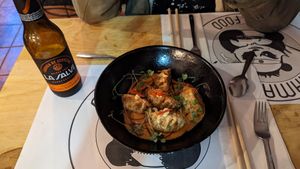 Gyosas at Nakamawok Japotaberna in Oviedo