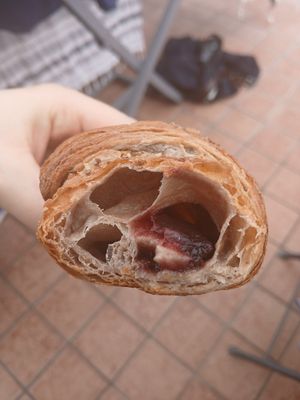 Vegan jam croissant at A&M Bookstore - Coffee and More in Naples