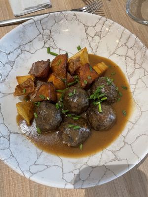 Albóndigas   at El Curry Verde in Hondarribia
