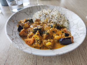 Curry at El Curry Verde in Hondarribia