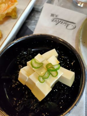 Tofu e alghe at Osaka in Pietrasanta