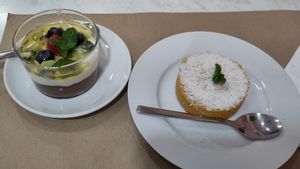 Deserts: Mousse and pumpkin cream pie at Mundo Vegan in Barcelona