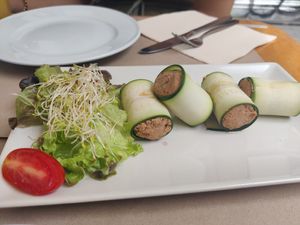Stuffed zucchini rolls at Mundo Vegan in Barcelona