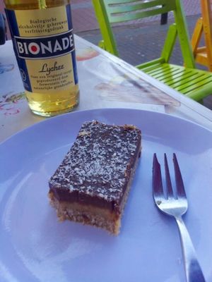 Raw vegan brownie cheesecake at Jetties in Haarlem