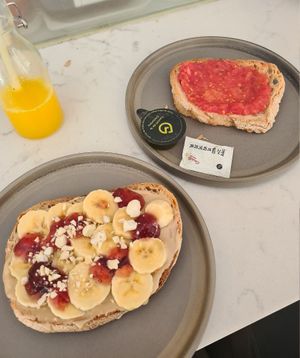 Peanutbutter, banana and jam bread + tomato and olive oil bread at Lulat in Valencia