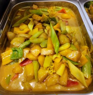 Food (Photo by Siu Wing Wing) at Bao Lian Vegetarian Food - 寶蓮素食 in New Territories