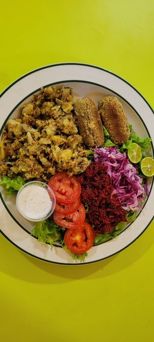 Menu of the day 2 (gluten-free) at Qi Vegano in Encarnacion