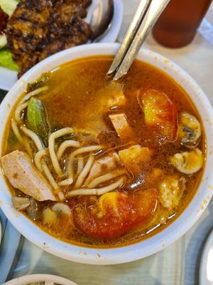 Angsio mie at Vegetus Vegetarian - Muara Karang in Jakarta