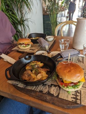  at Franky's Farm CBD in Aachen