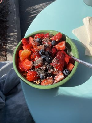 3 berry oatmeal   at Backyard Bowls in Goleta