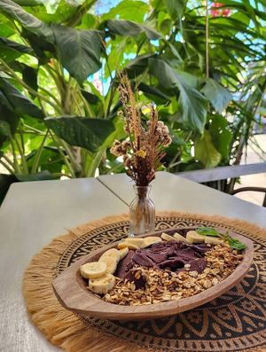 Acai bowl at Ola Bistro in Bahia Blanca