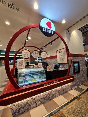 Store front ~ 15/4/23 at Kelava Ice Cream in Kuala Lumpur