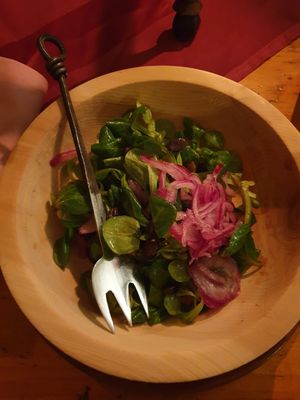 Rapunzel salad with sweet pickled onions at Ritterkuchl in Hall In Tirol