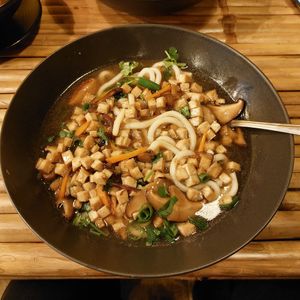 Udon Nudelsuppe vegan at Limika's House in Celle
